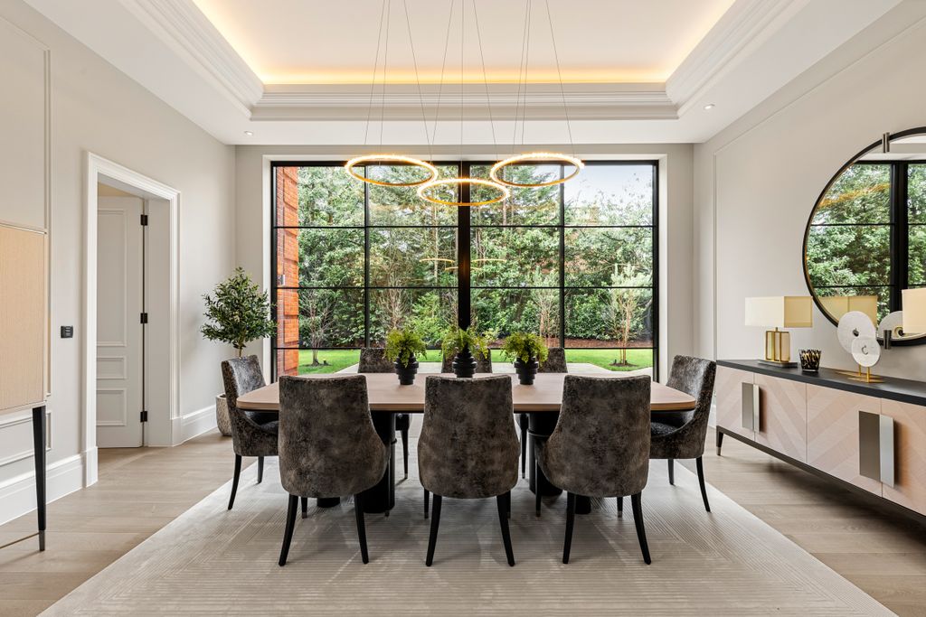 Additional image 9 of 6 bed property for saleEast Road, St George’S Hill, Surrey KT13