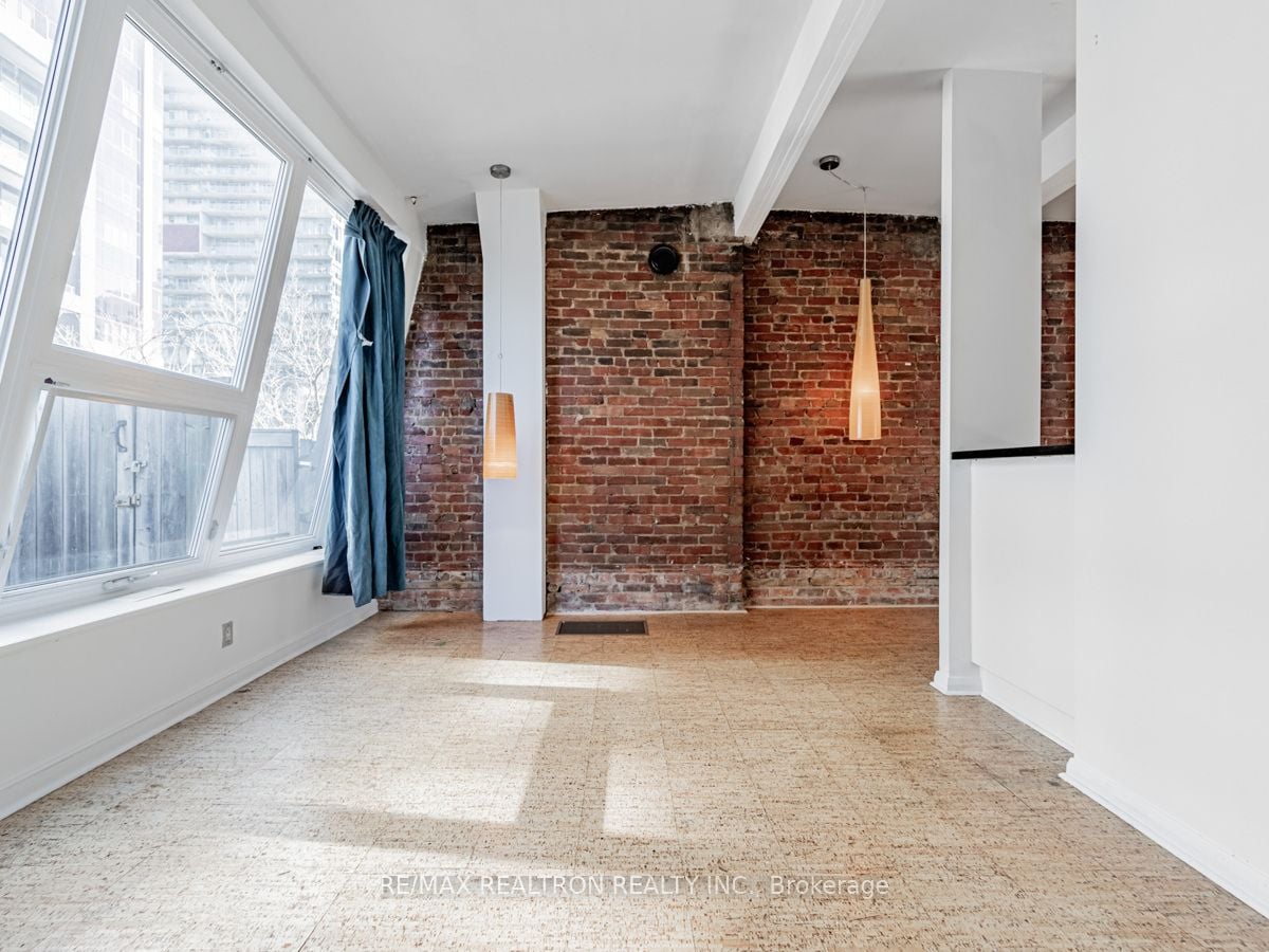 Additional image 5 of 3rd Fl.-6 Clarence Square, Toronto, ON, M5V 1H1