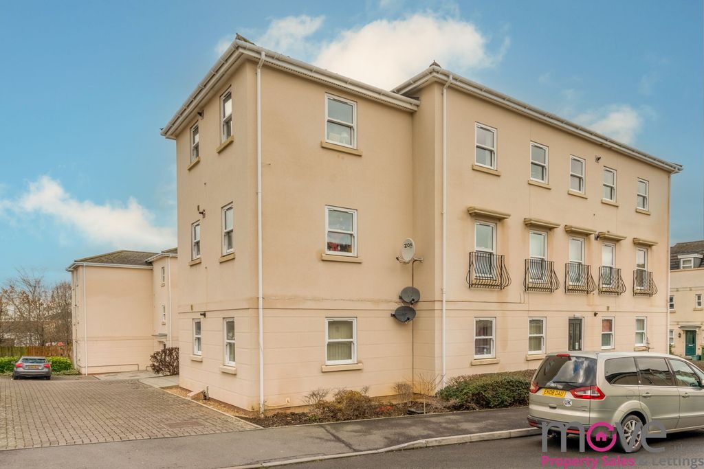 Additional image 9 of 2 bed flat for salePillowell Close, Cheltenham GL52