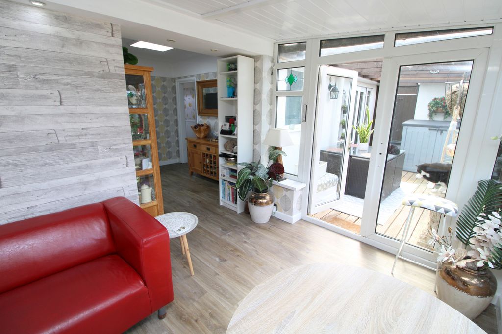 Additional image 11 of 2 bed bungalow for saleTudor Grove, Kinmel Bay LL18