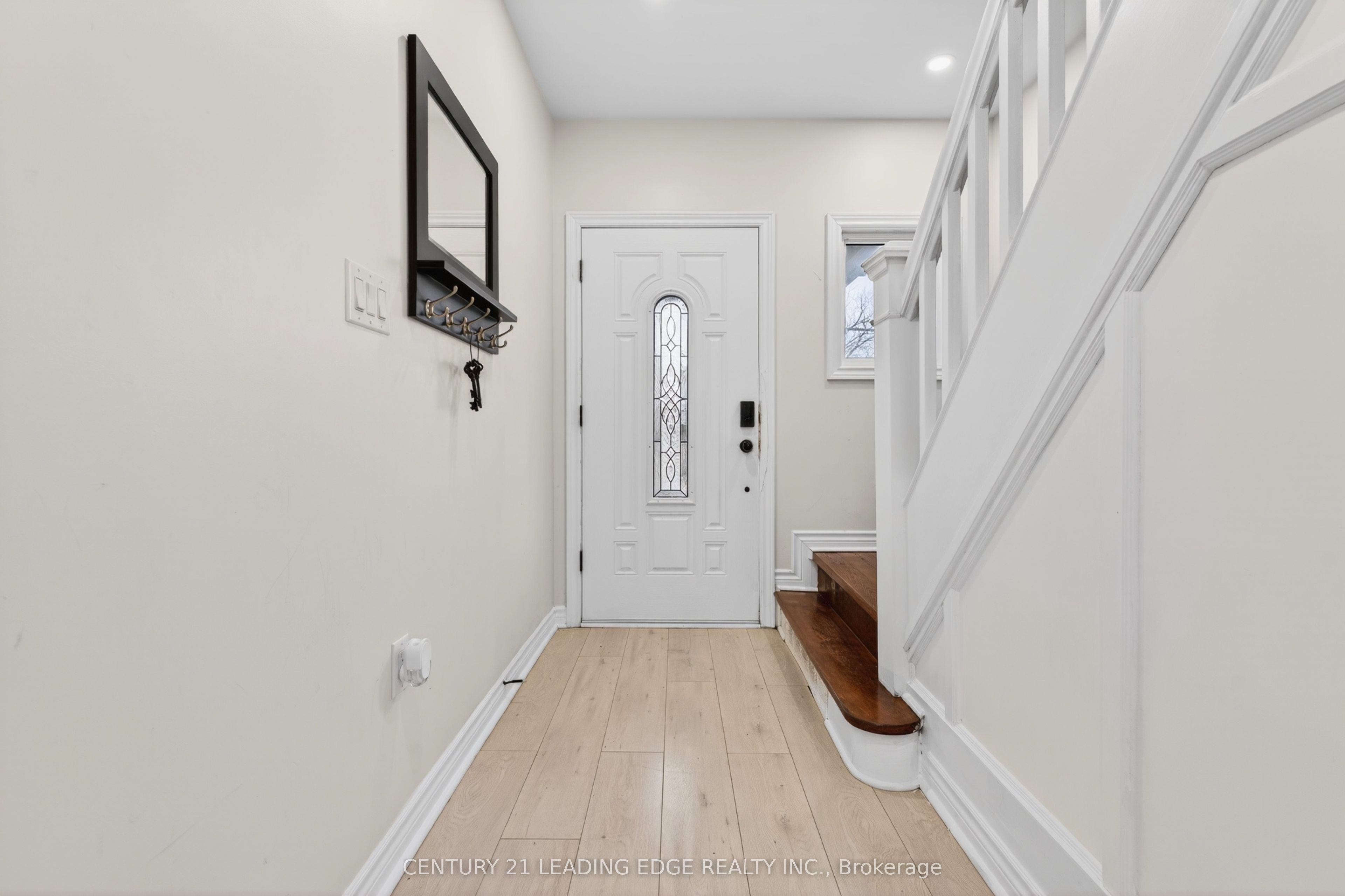 Additional image 5 of 90 Park Road S, Oshawa, ON, L1J 4G9