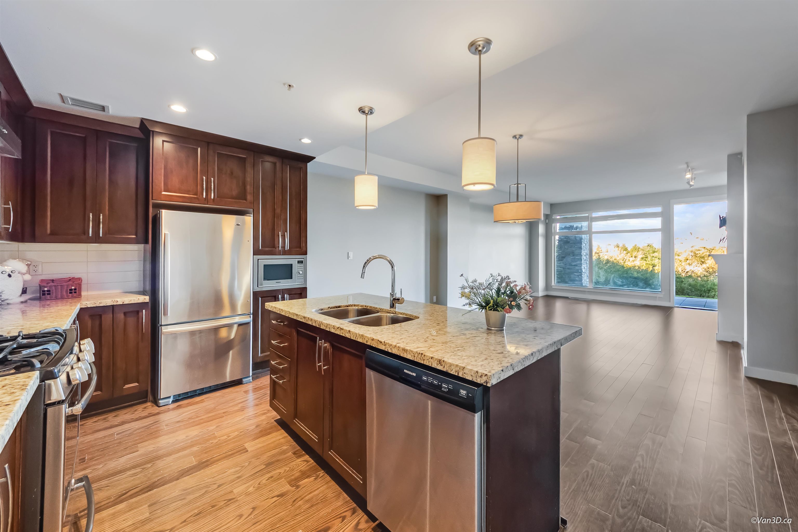 Additional image 3 of 112-5055 Springs Boulevard, Tsawwassen, BC, V4M 0A5