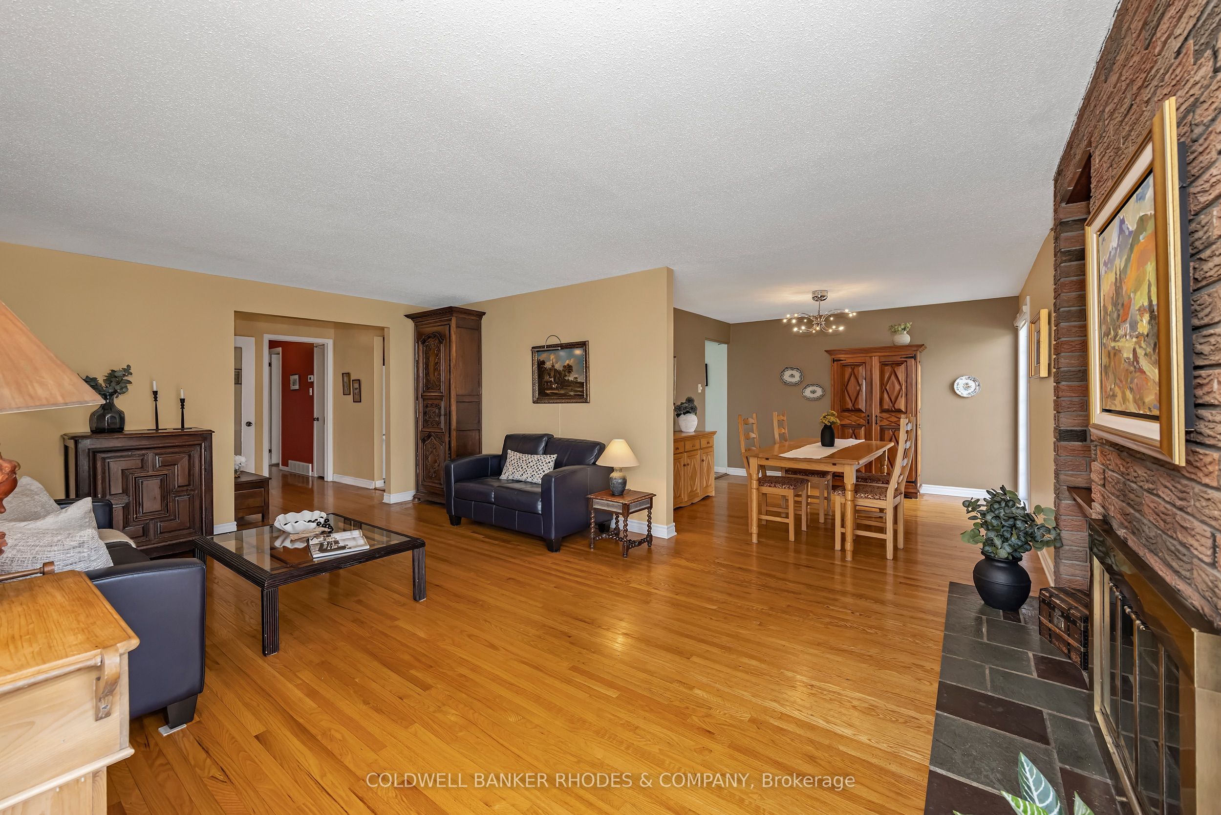 Additional image 6 of 2047 Woodglen Crescent, Ottawa, ON, K1J 6G6