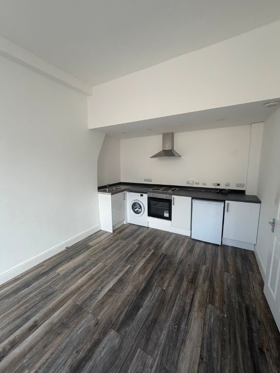 1 bed flat to rentDempster Street, Greenock PA15