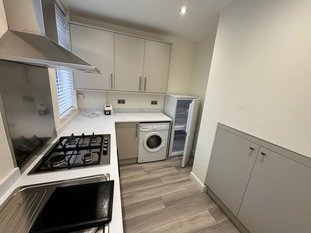 Additional image 3 of 1 bed flat to rentEast View Terrace, Otley, West Yorkshire LS21