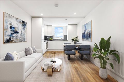 Disraeli Road, Putney Hill SW15