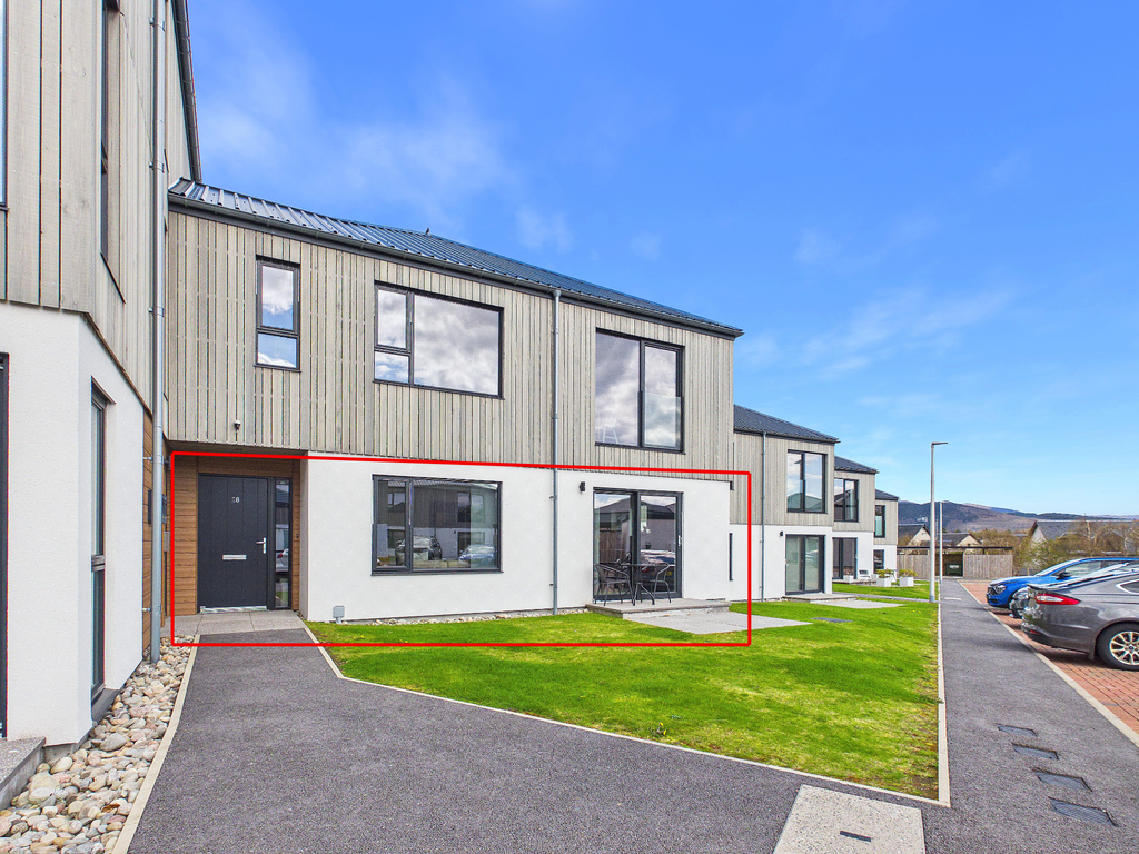 3 bed flat for saleCaledonia Place, Aviemore PH22