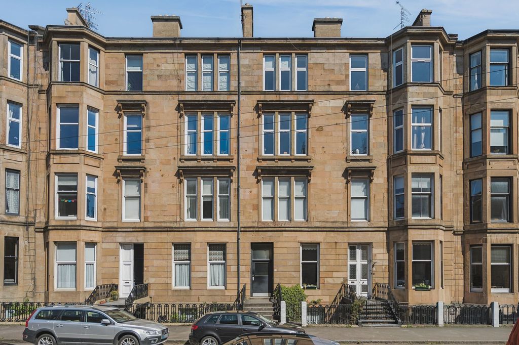 4 bed flat for sale10 Roxburgh Street, Dowanhill G12