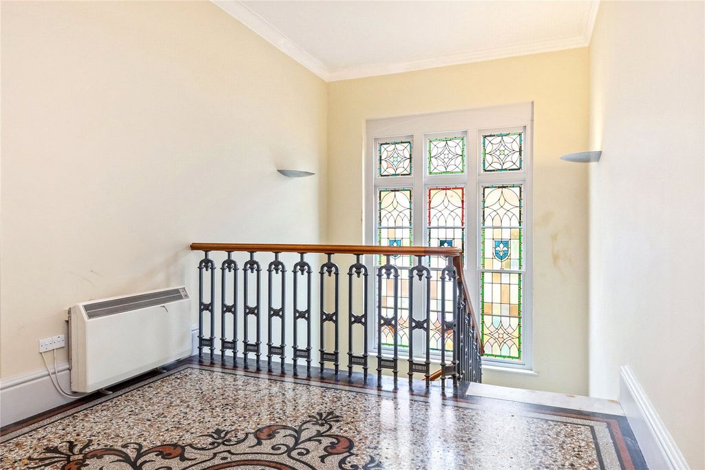 Additional image 11 of 2 bed flat to rentPrinces Street, Brighton, East Sussex BN2