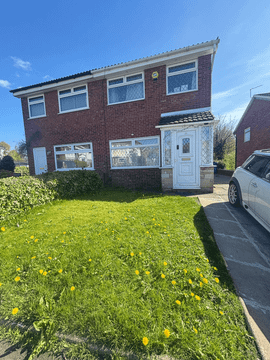 The Fairway, Manchester M40