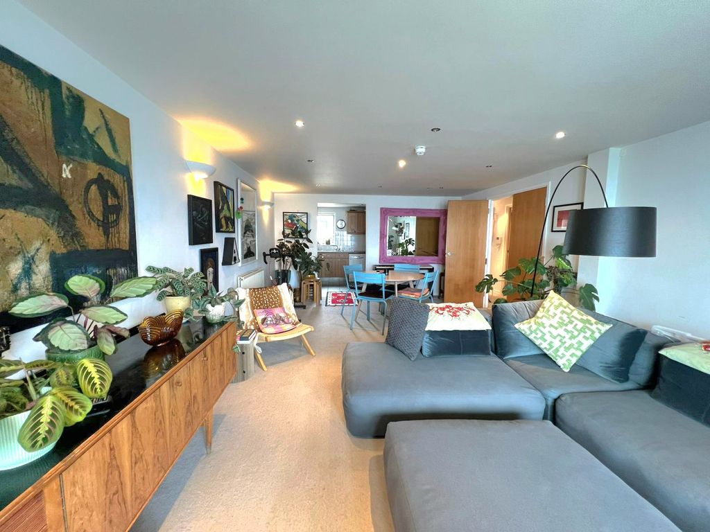Additional image 6 of 3 bed flat to rentThe Strand, Falmouth TR11