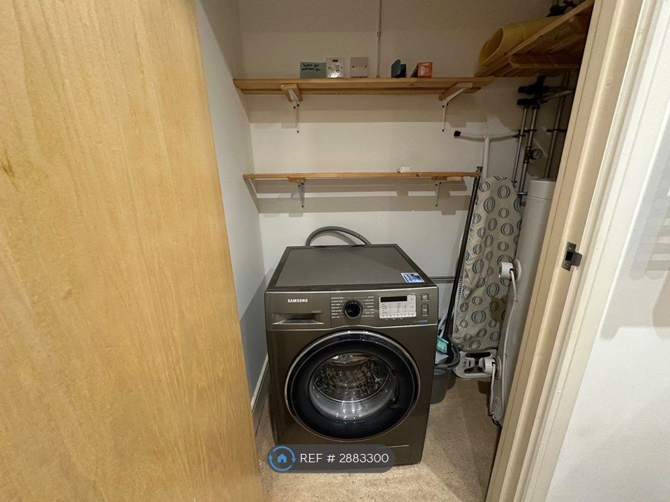 Additional image 9 of 2 bed flat to rentSelskar Court, Newport NP20