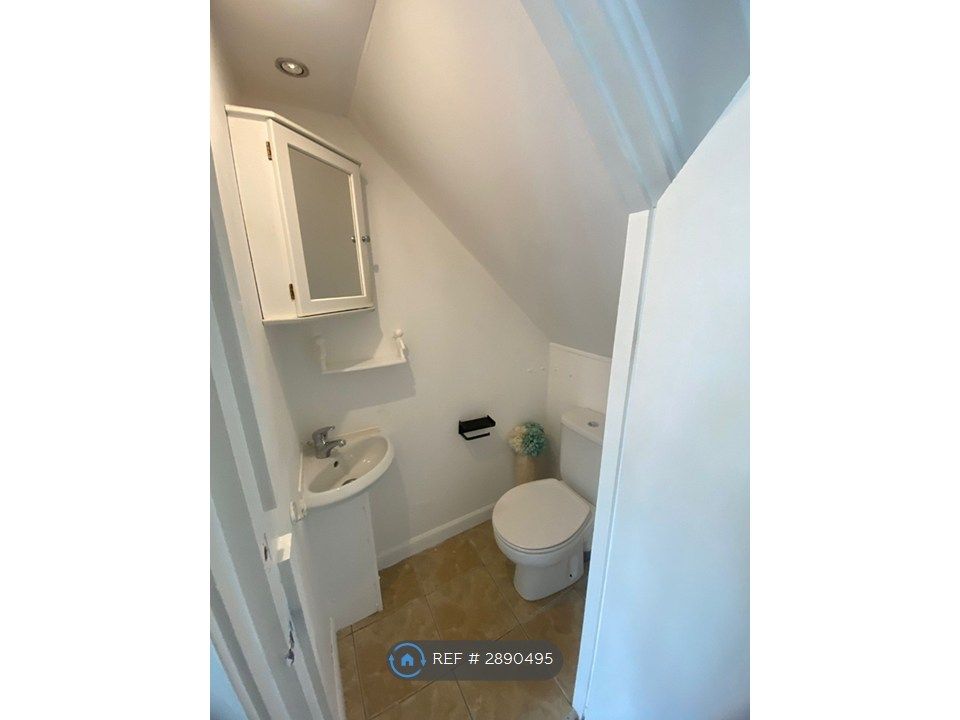 Additional image 4 of 3 bed terraced house to rentRowallan, Kilwinning KA13