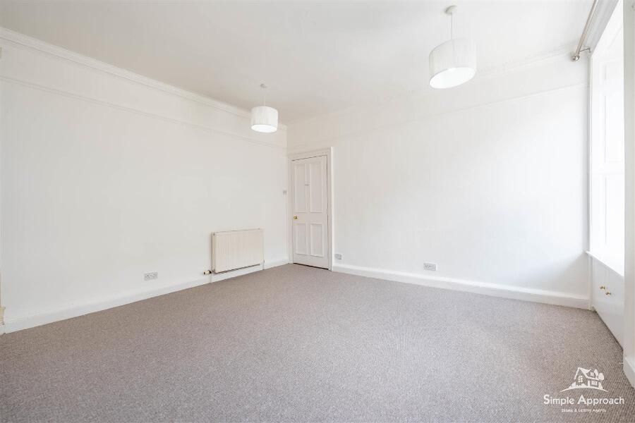 Additional image 4 of 3 bed flat to rentCharlotte Street, Perth PH1