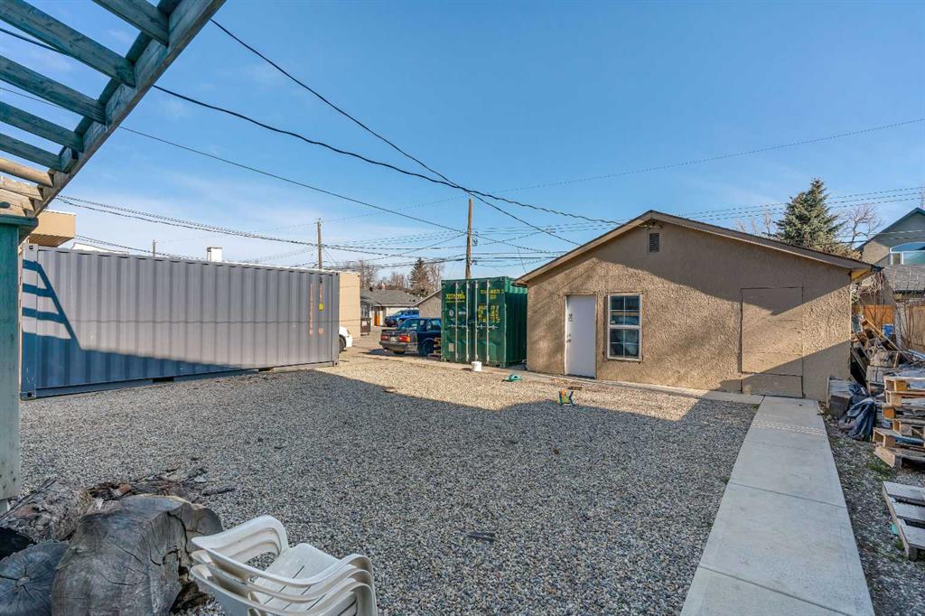 Additional image 5 of 412 23 Avenue NE, Calgary, AB, T2E 1V9