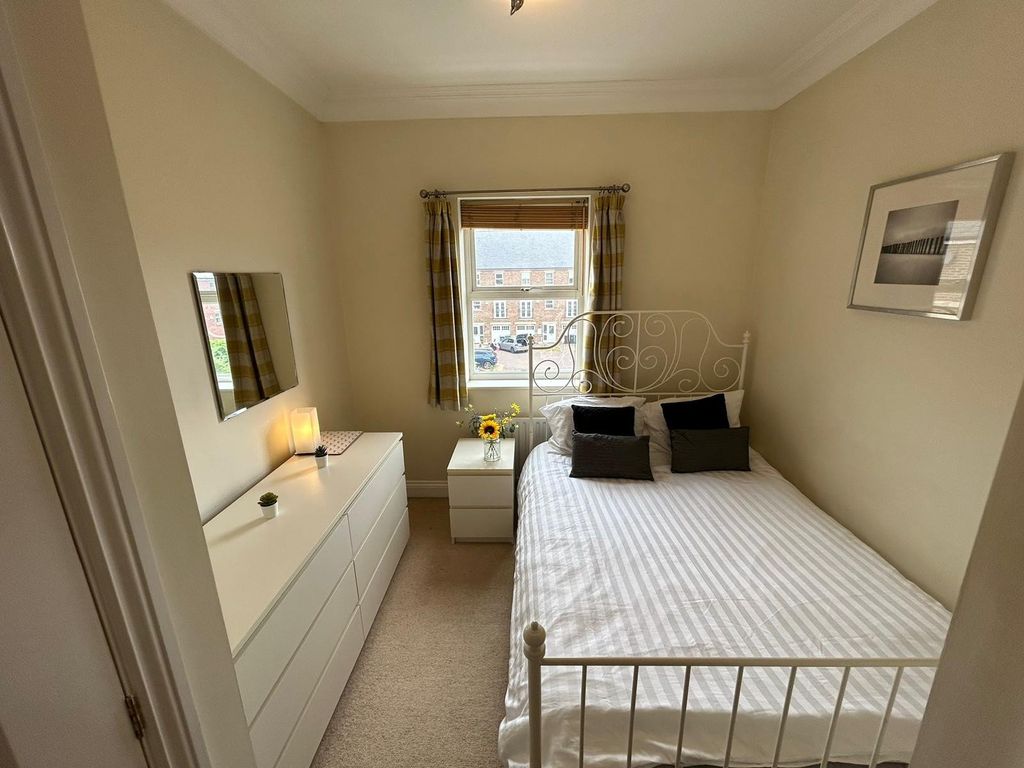 Additional image 8 of 4 bed detached house to rentCarisbrooke Road, Leeds, West Yorkshire LS16