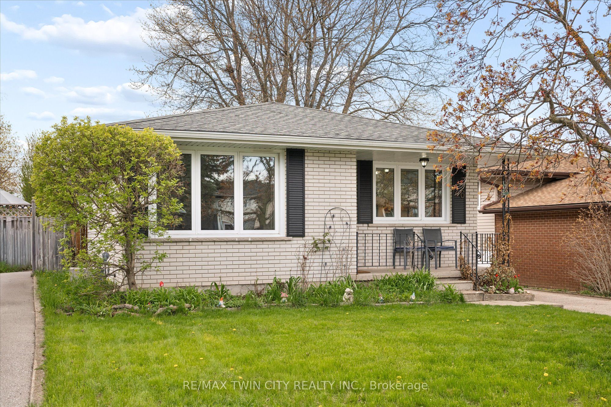 26 Tutton Place, Cambridge, ON, N1R 4S8 photo 3