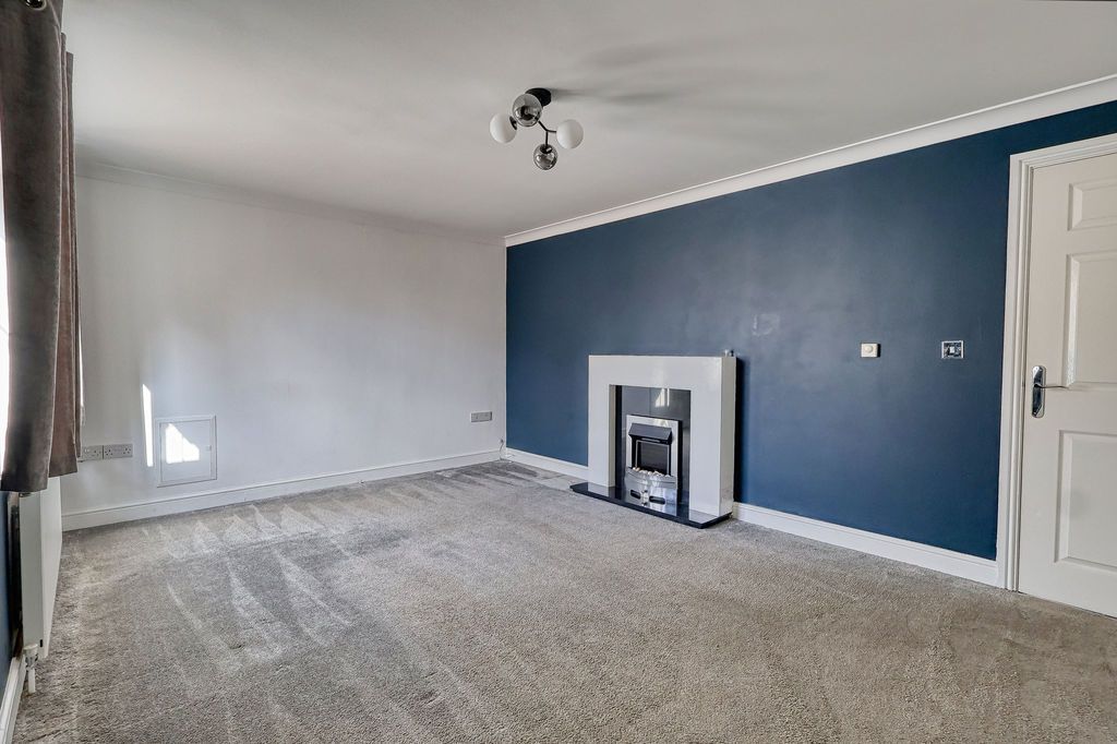 Additional image 2 of 3 bed terraced house to rentEnnerdale Lane, Scunthorpe DN16