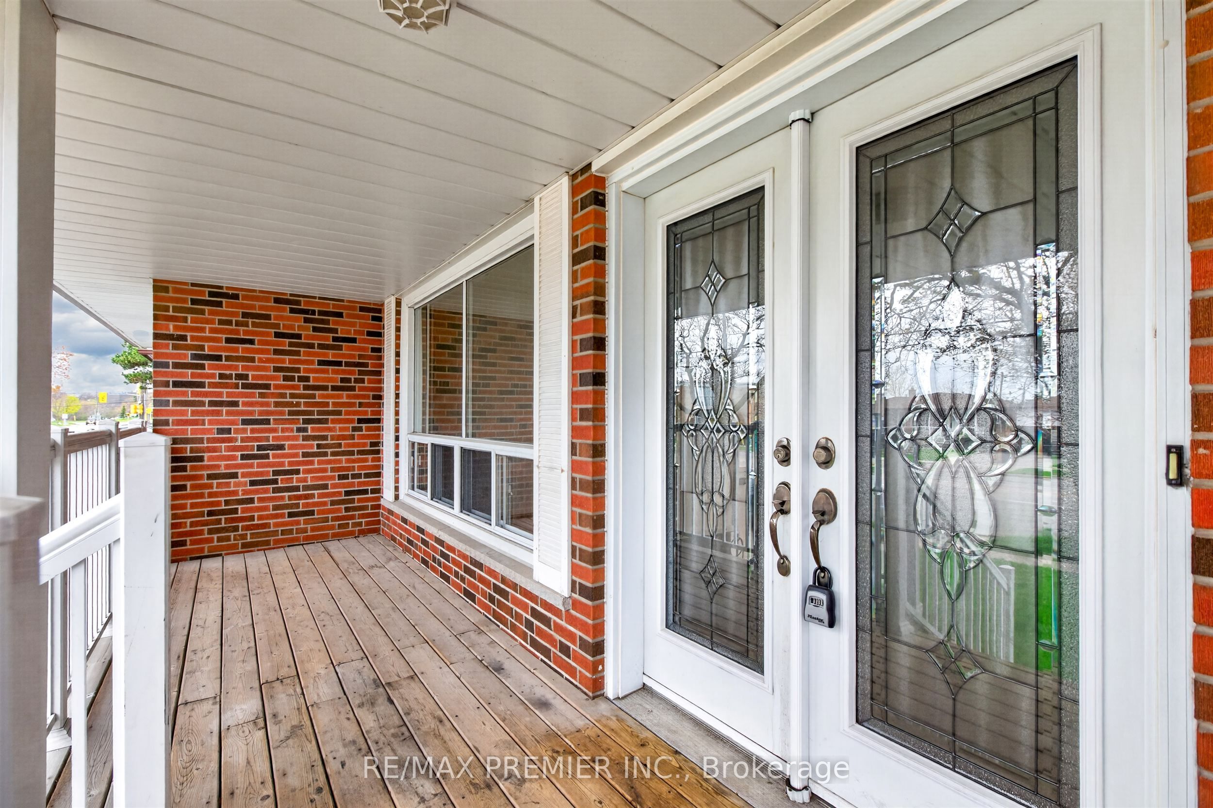 Additional image 4 of 506 Rathburn Road, Toronto, ON, M9C 3S8