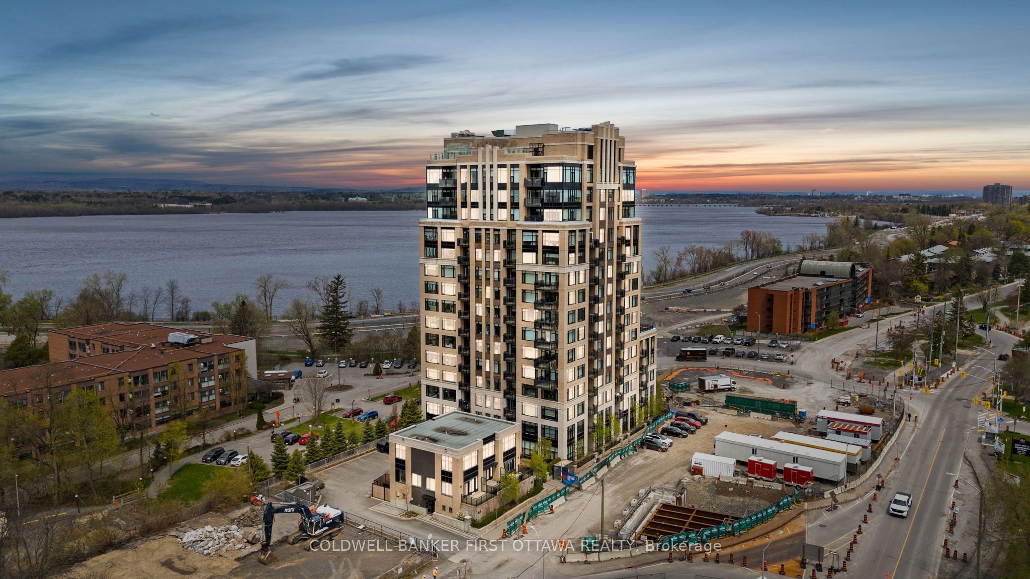 1006-75 Cleary Avenue, Ottawa, ON, K2A 1R8