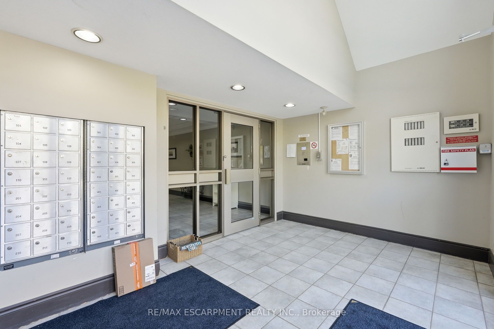 Additional image 3 of 407-4006 Kilmer Drive, Burlington, ON, L7M 4W4