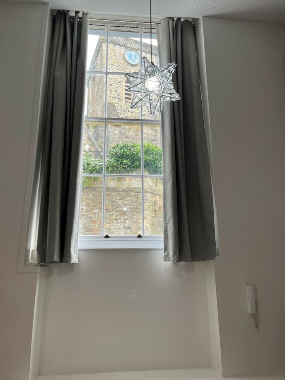 Additional image 6 of 1 bed flat to rentFlat 1 St. Mary's Church Hall, St Mary's Street, Haverfordwest, Pembrokeshire SA61