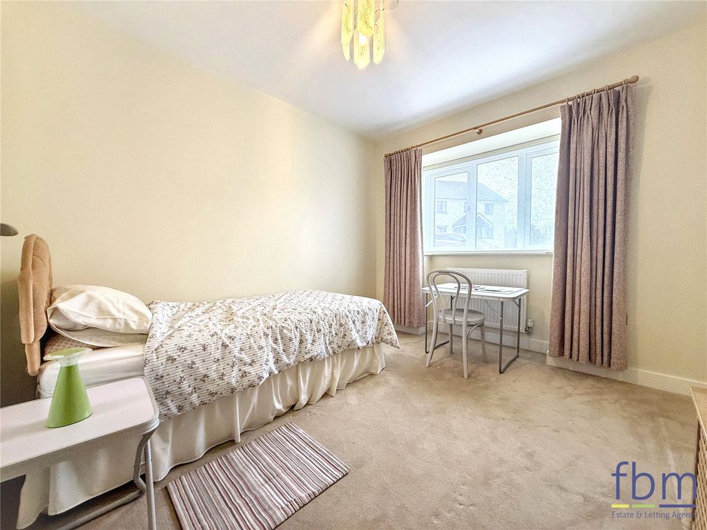 Additional image 7 of 3 bed bungalow for saleRock Park, Kilgetty, Pembrokeshire SA68