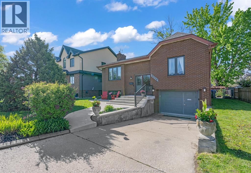 2379 Via Vita , Windsor, ON, N9E4G5