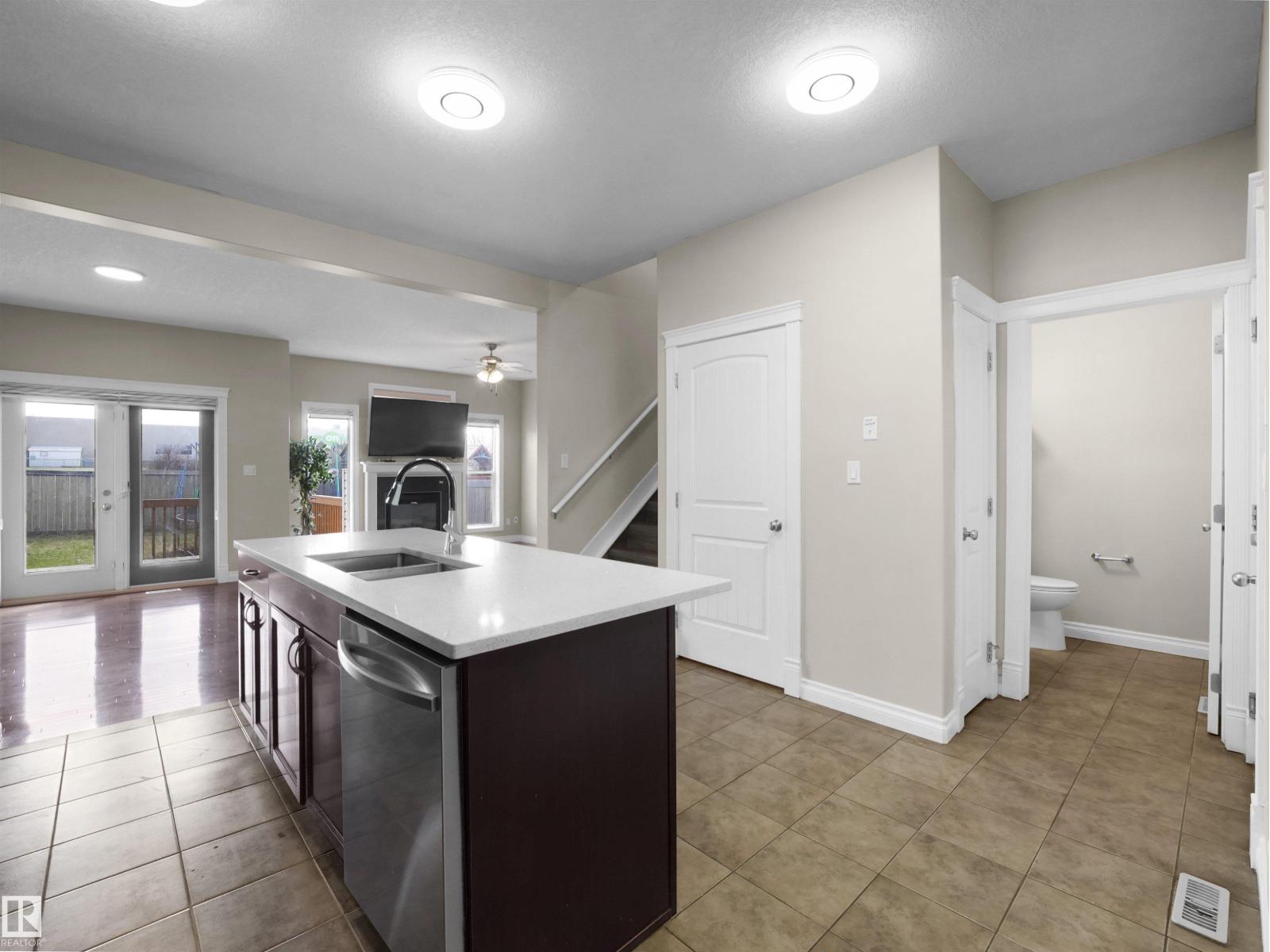 Additional image 4 of 2511 29 Street NW, Edmonton, AB, T6T0G8