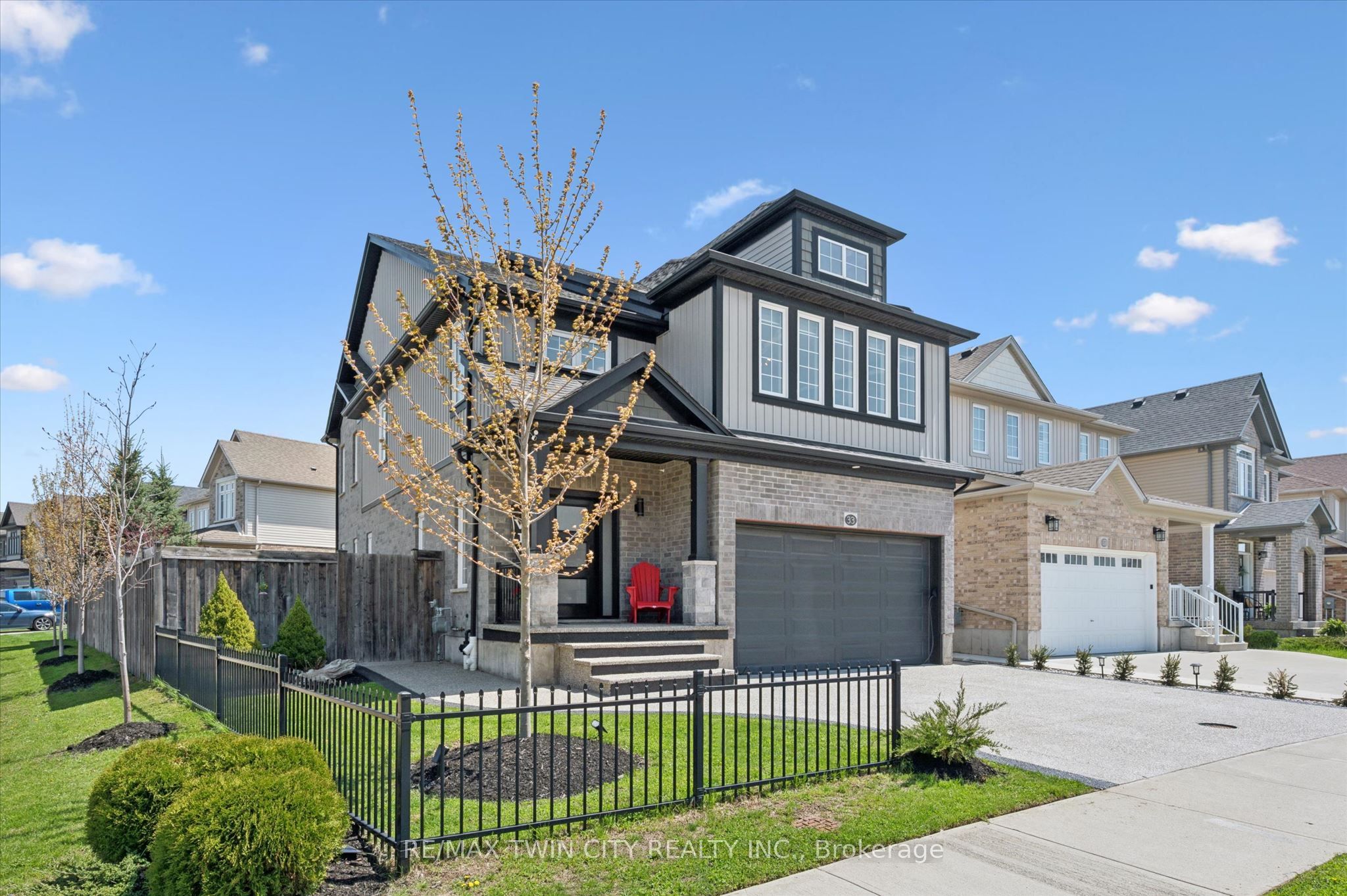 Additional image 3 of 33 Mistywood Street, Kitchener, ON, N2P 2N1