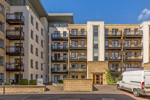 3/5 Robertson Gait, Slateford, Edinburgh EH11