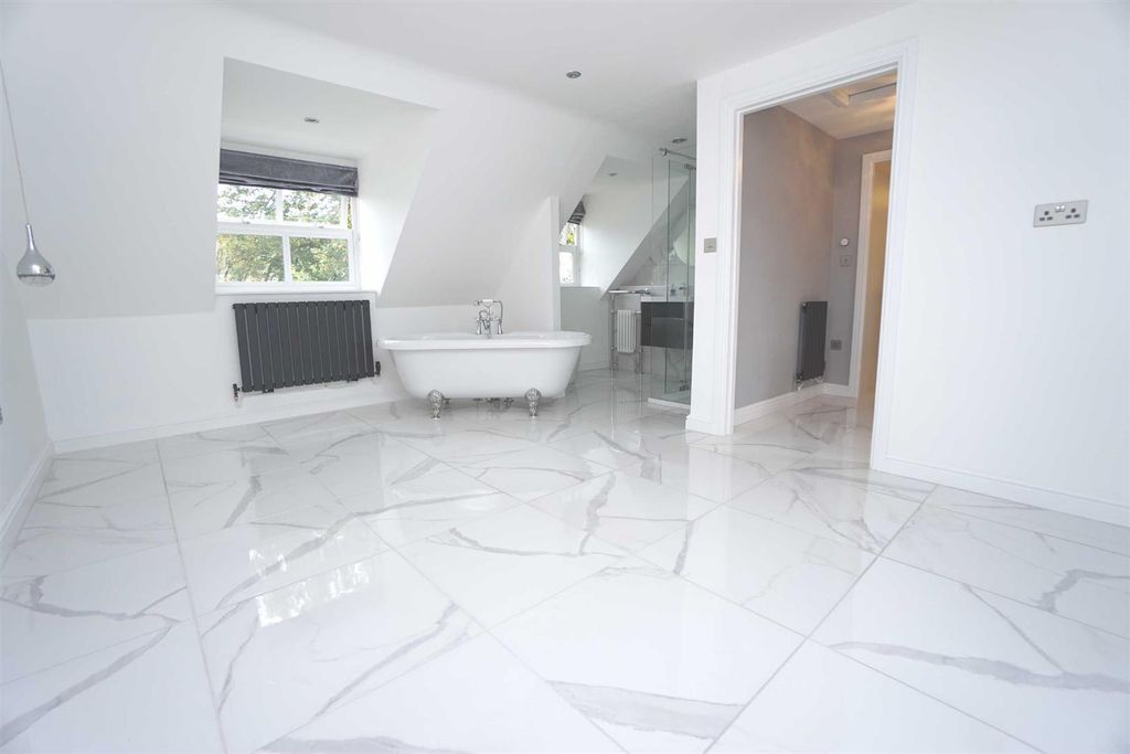 Additional image 20 of 4 bed detached house to rentSutton Park Gardens, Kidderminster DY11