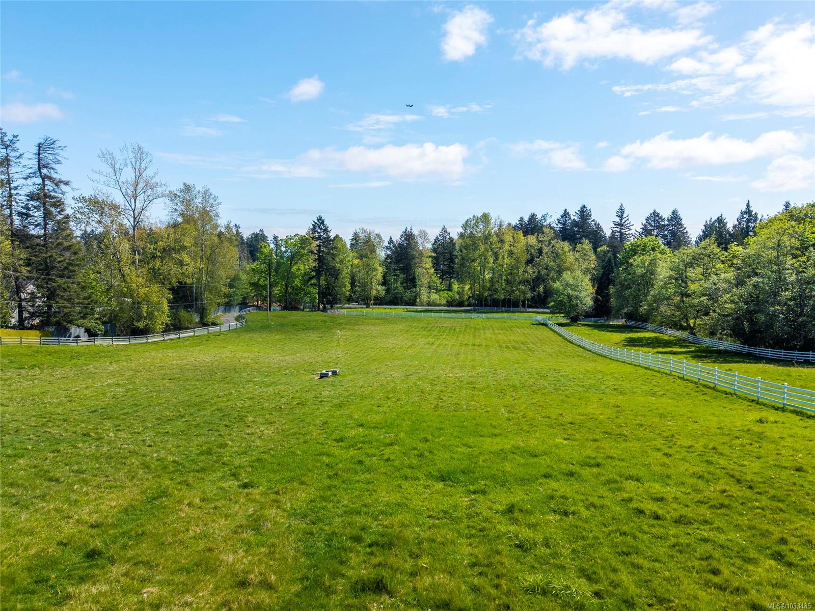 Additional image 3 of 6412 Bryn Road, Central Saanich, BC, V8M 1X6