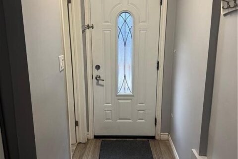 Additional image 8 of 61-61 Waterloo Drive, Kitchener, ON, N2H 3V1