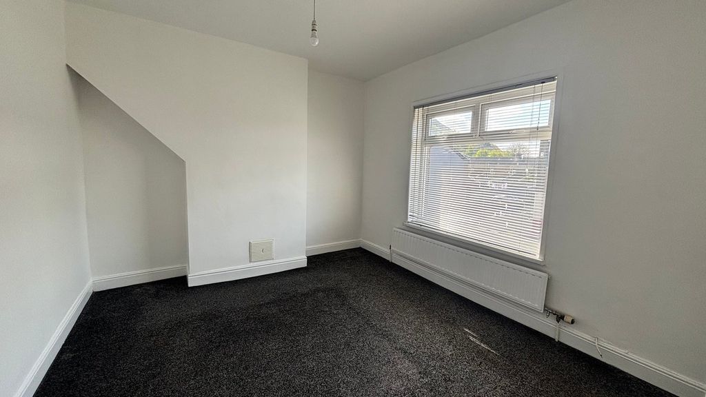 Additional image 6 of 3 bed semi-detached house to rentJersey Street, Port Talbot SA13