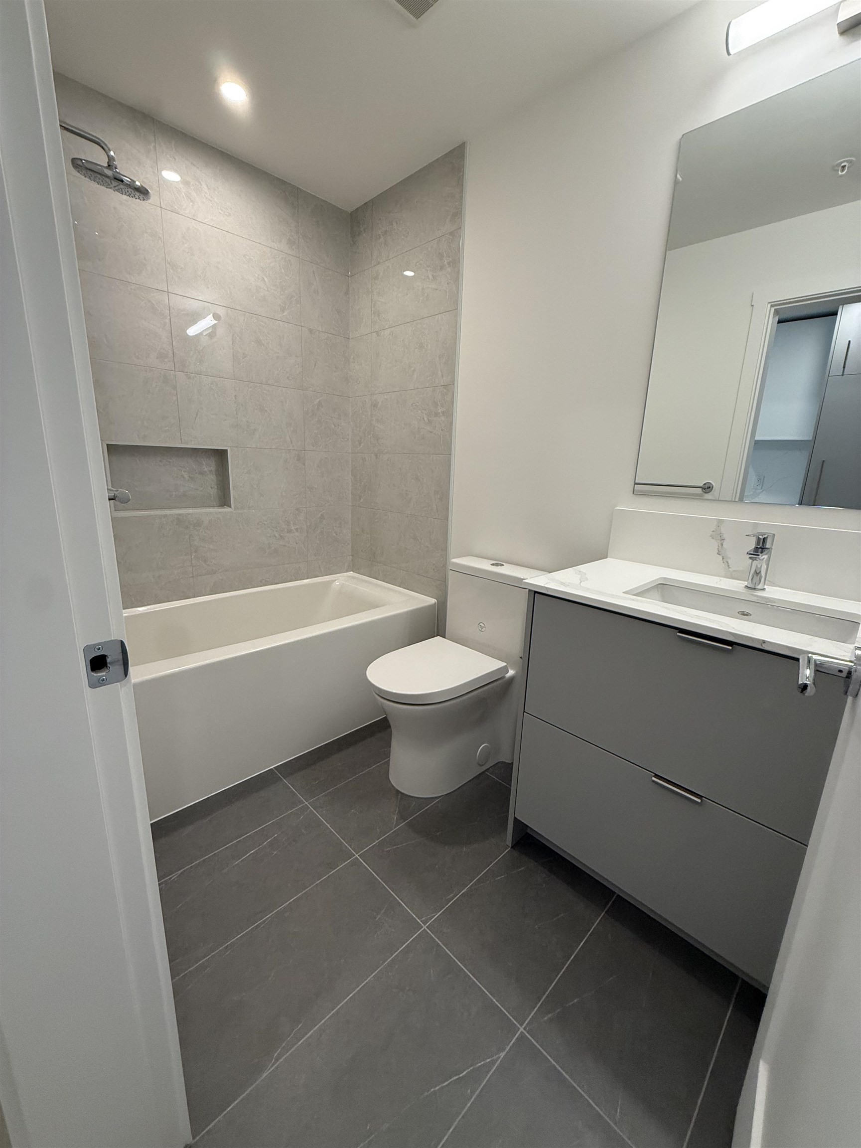 Additional image 4 of 309-600 Rochester Avenue, Coquitlam, BC, V3K 2V5