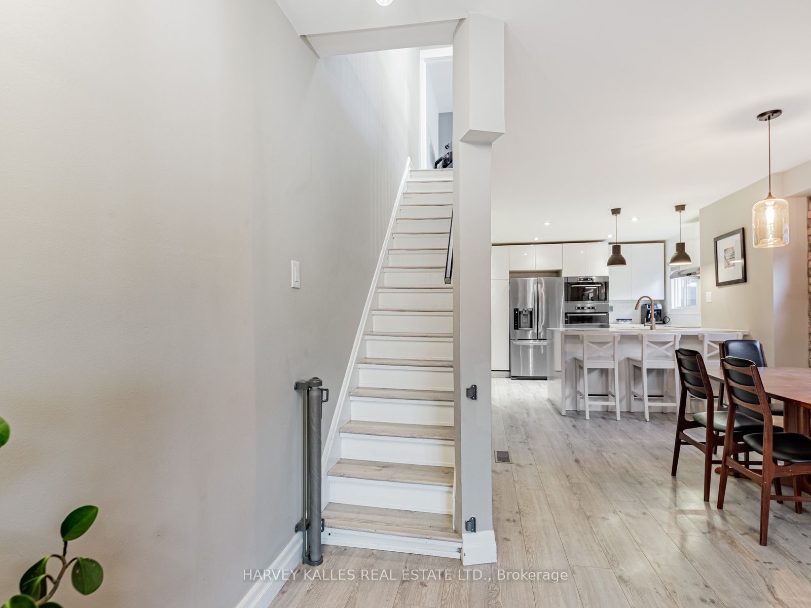 Additional image 4 of 125 Kane Avenue, Toronto, ON, M6M 3N1