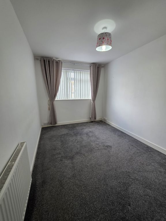 Additional image 8 of 2 bed flat to rentAlbert Drive, Deganwy LL31