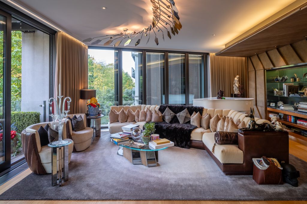 Additional image 4 of 4 bed flat for saleOne Hyde Park, Knightsbridge, London SW1X, United Kingdom