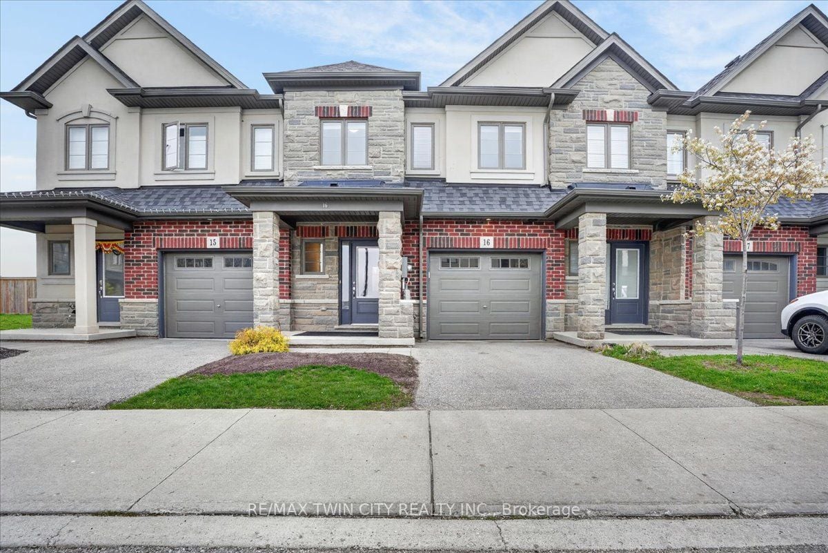 16-324 Equestrian Way, Cambridge, ON, N3E 0E2
