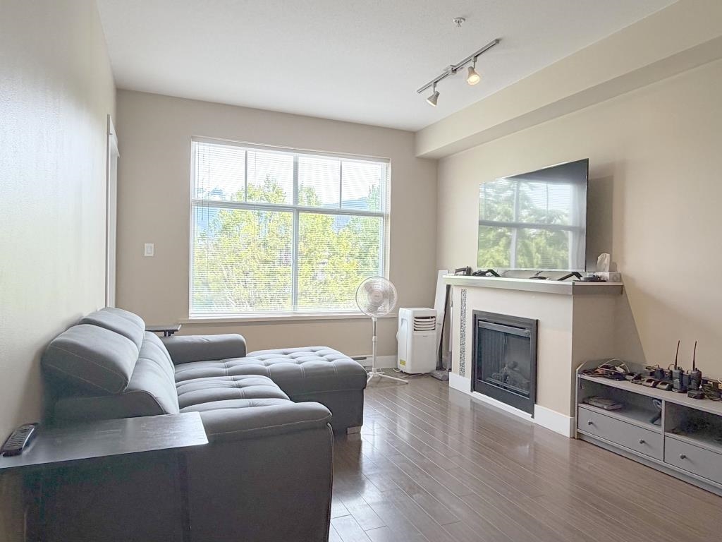 Additional image 3 of 319-1336 Main Street, Squamish, BC, V8B 0R2