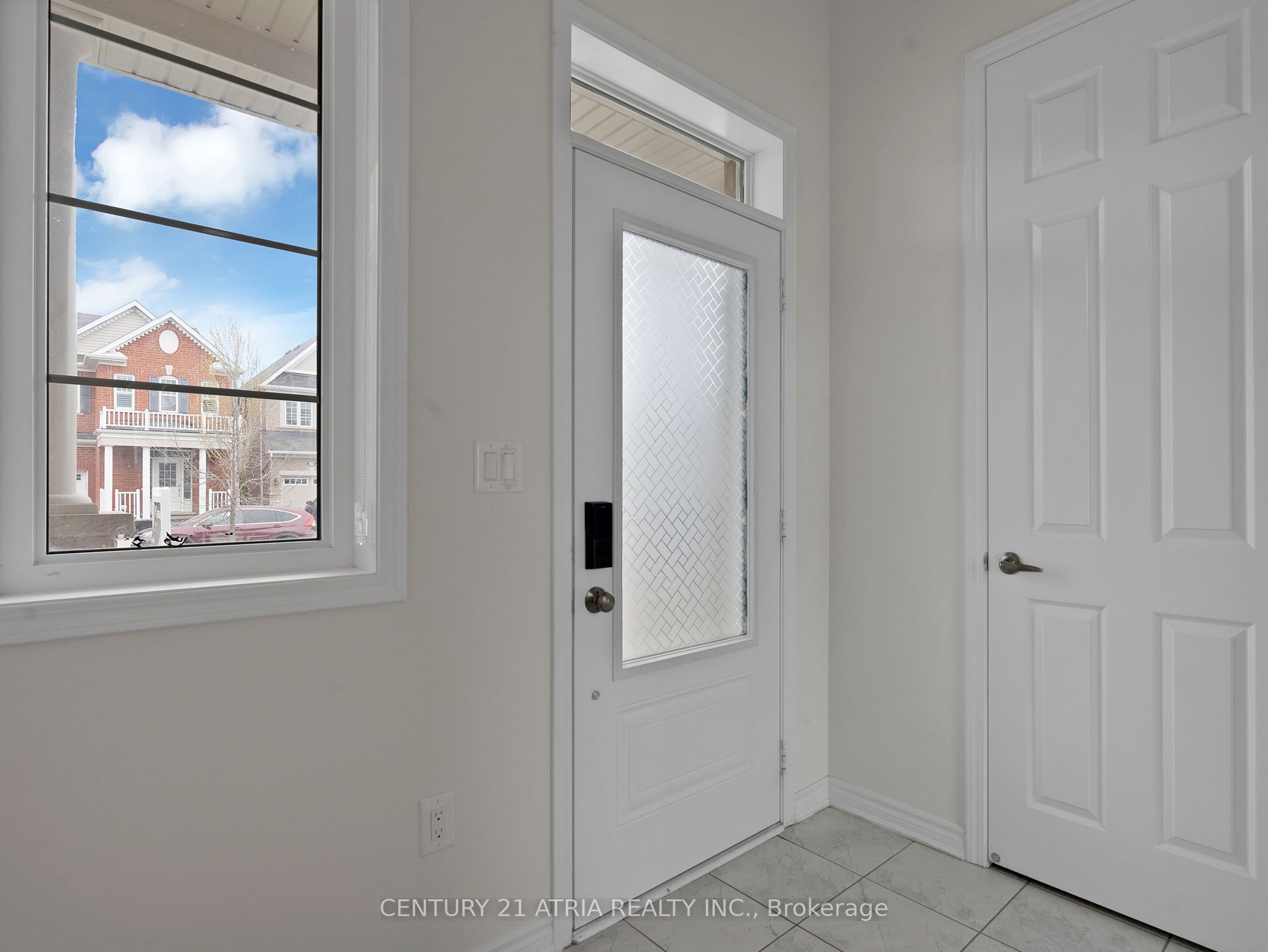 Additional image 5 of 33 Stillwater Crescent, Hamilton, ON, L8B 1V6