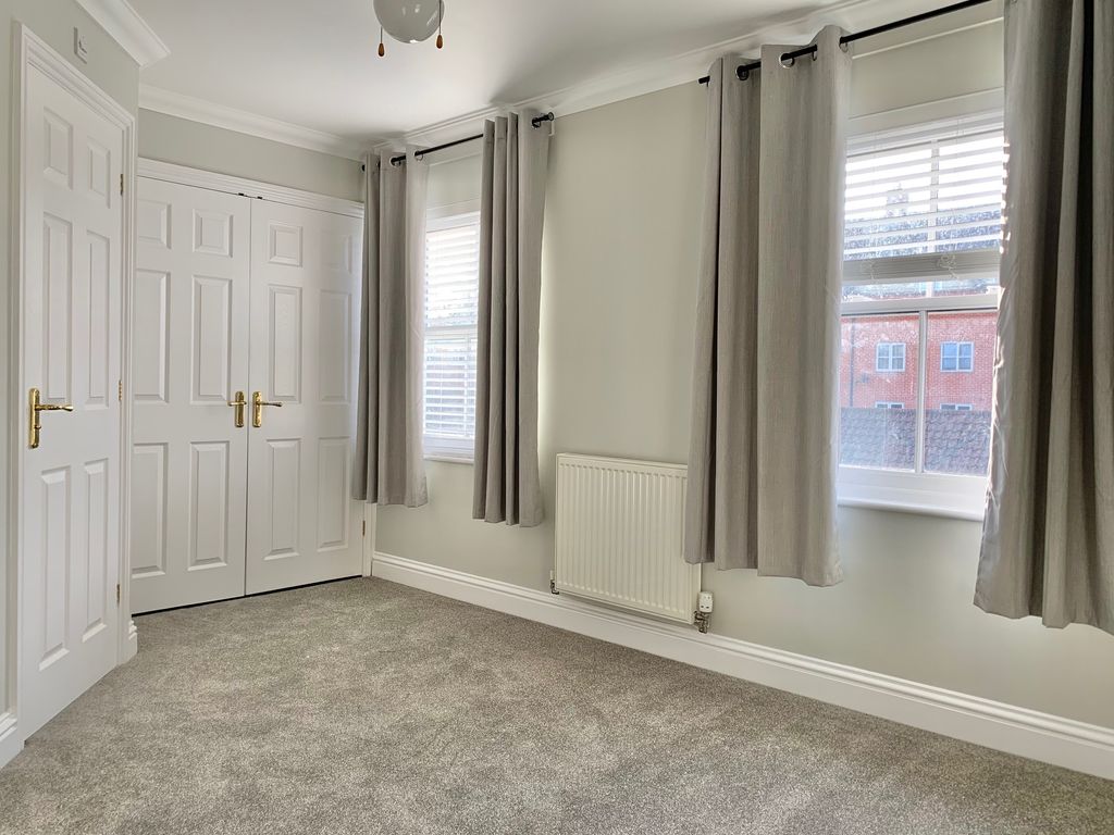 Additional image 7 of 4 bed terraced house to rentQwysson Avenue, Bury St. Edmunds IP33