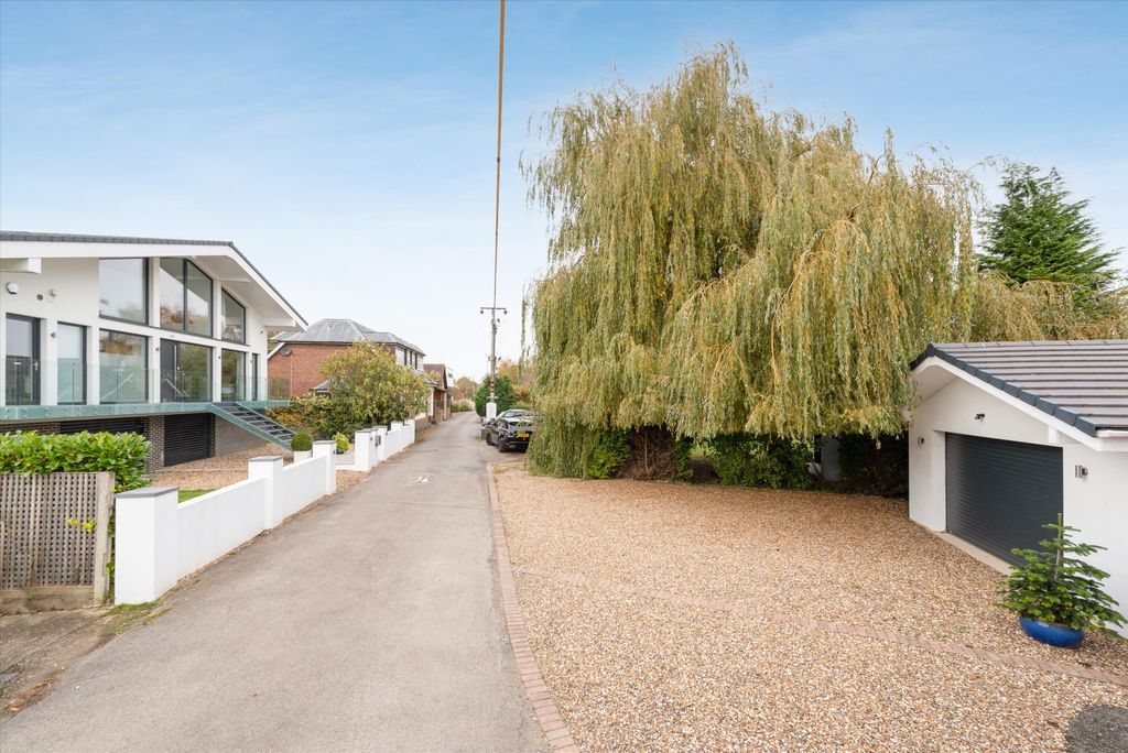 Additional image 17 of 4 bed detached house to rentHam Island, Old Windsor, Windsor, Berkshire SL4