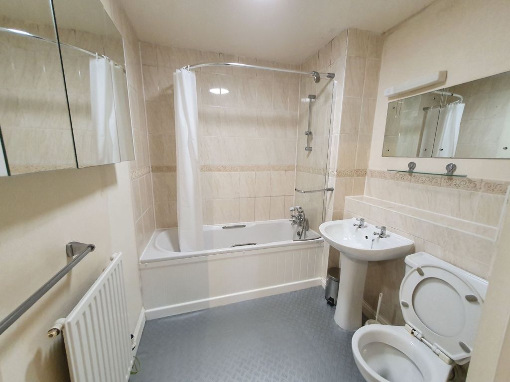 Additional image 8 of 3 bed flat to rentVenneit Close, Oxford OX1