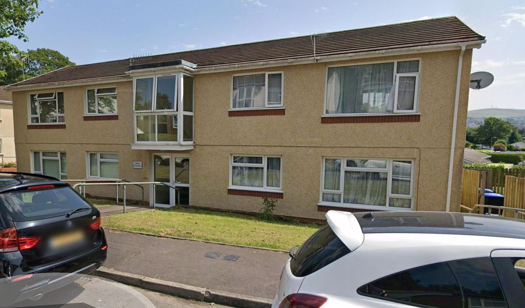 1 bed flat to rentTwyn Teg, Neath SA10