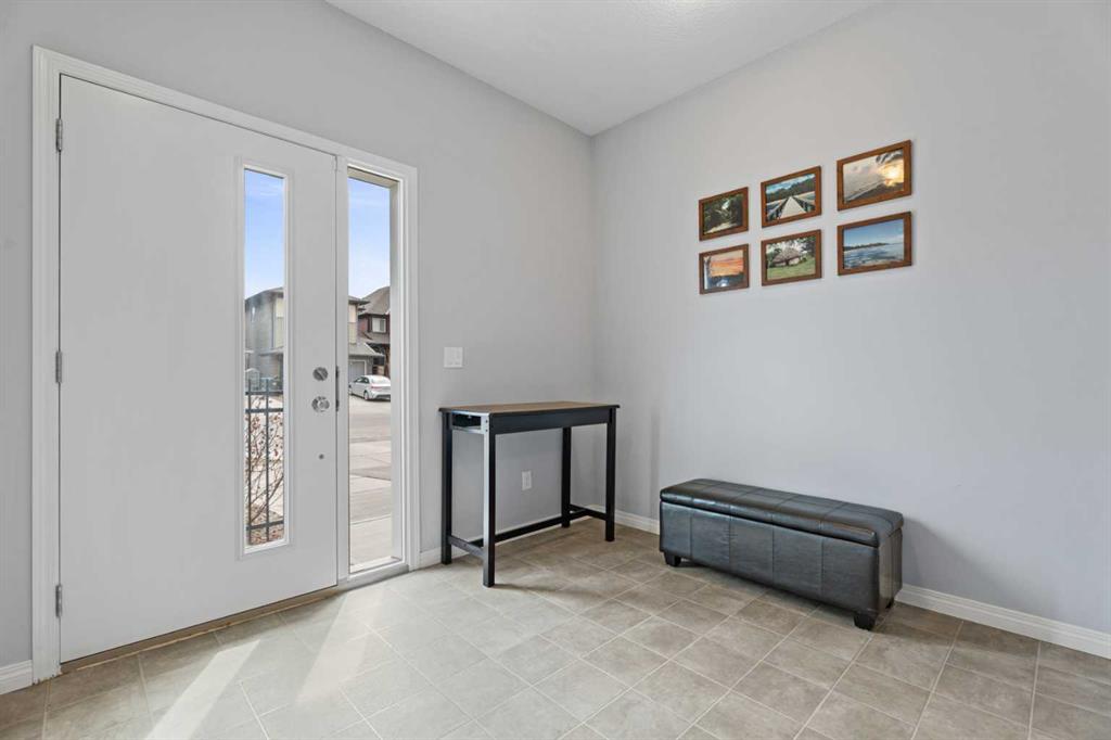 Additional image 4 of 52 Saddlestone Drive NE, Calgary, AB, T3J 0W4