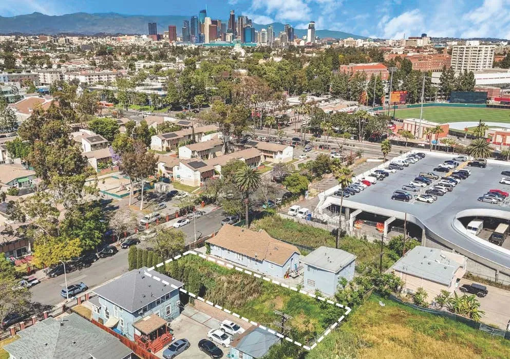Additional image 8 of 1146 W 35th St, Los Angeles, CA 90007