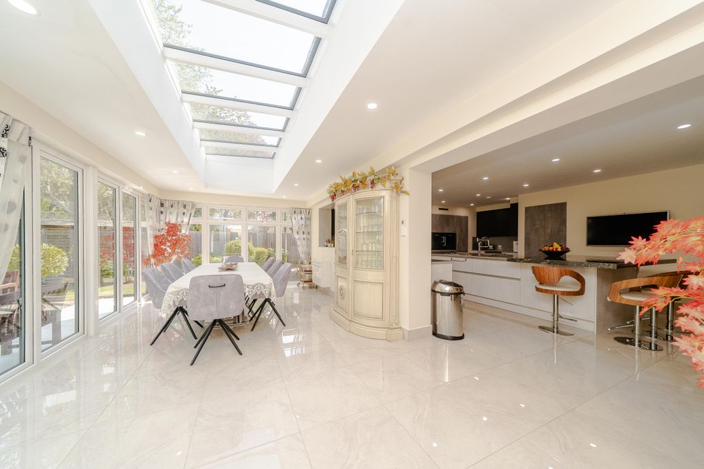 Additional image 12 of 6 bed detached house for saleBarlows Road, Edgbaston B15