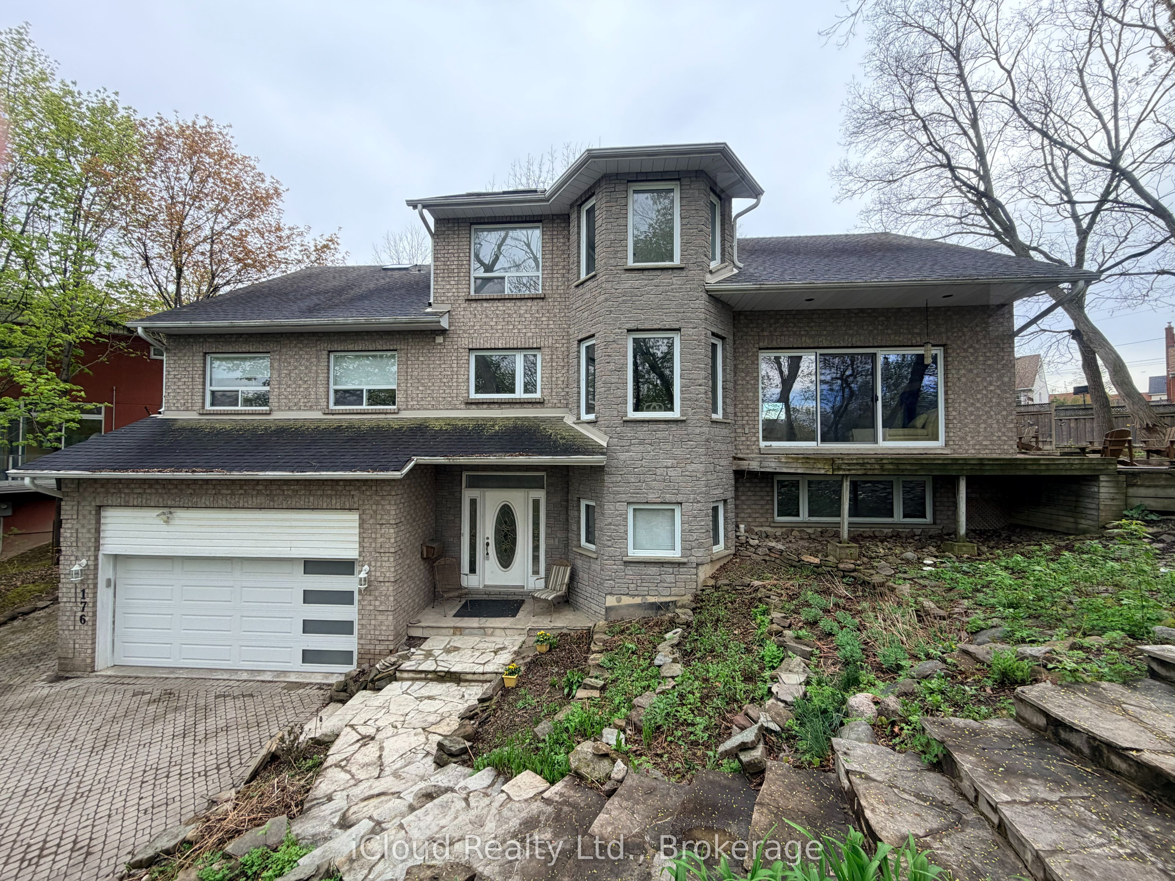 Additional image 2 of 176 Wyndham Street, Mississauga, ON, L5M 1N5